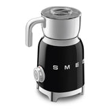 EAN 8017709316082 - Smeg MFF11BLEU espumador o calentador de leche Automatic milk frother/warmer Negro imagen 4