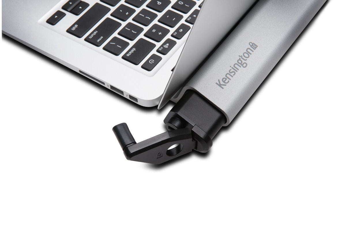 Kensington Dispositivo De Anclaje De Portátiles 2.0 Sin Candado Con Llave Microsaver  Para Macbook Y Ultrabook  De 11" A  15 6"  Plata  2 Años