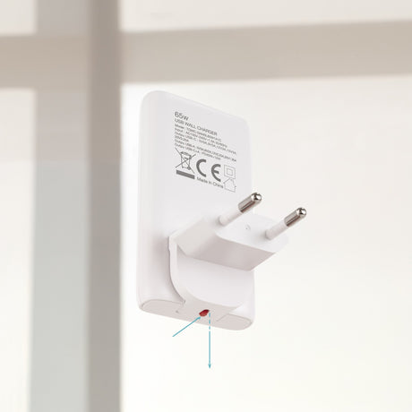 EAN 8433281016613 - TooQ TQWC-GANSL65W1A1C cargador de dispositivo móvil Universal Corriente alterna Carga rápida Interior imagen 3