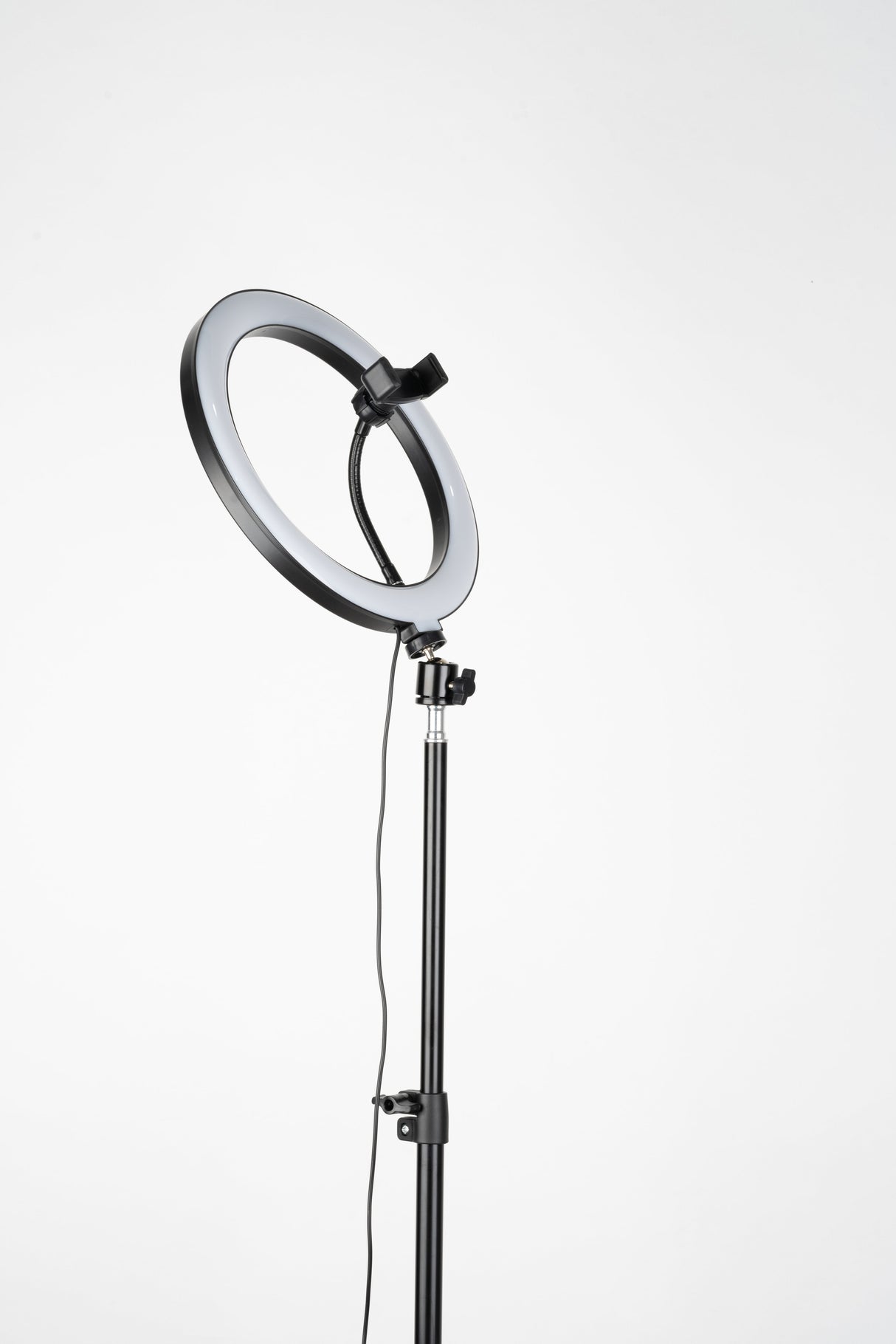 Trípode Havit St7012 Pro Con Anillo De Luz