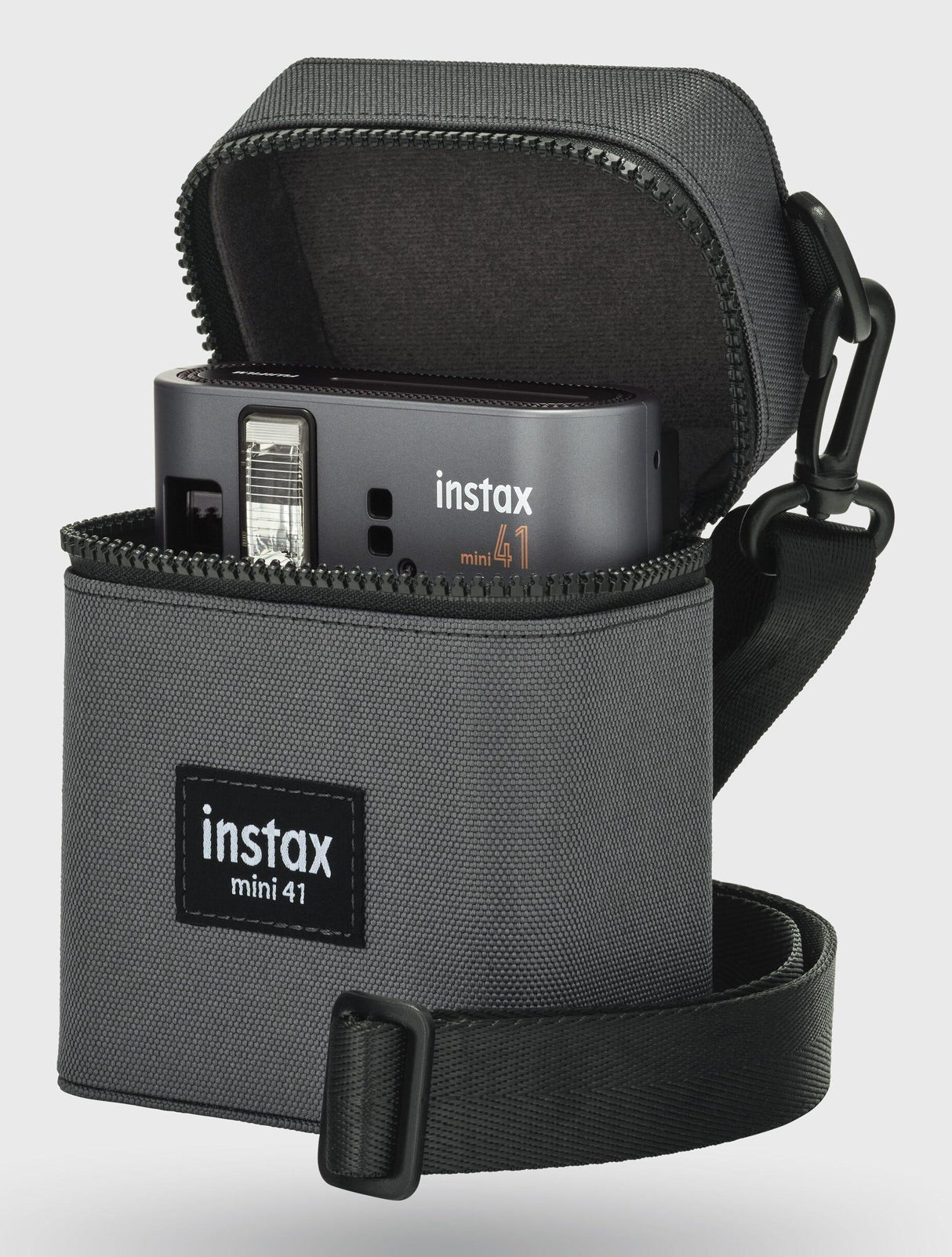 EAN 8720094753713 - Fujifilm 70100167086 estuche para cámara fotográfica Carcasa compacta Negro imagen 3