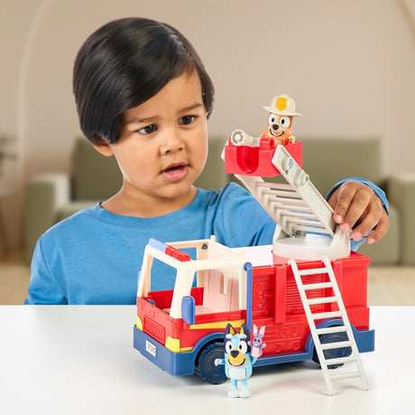 EAN 0630996176108 - Moose Toys Bluey Fire Truck imagen 7