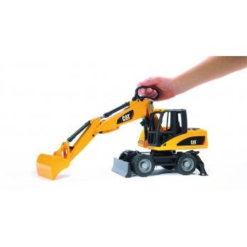 EAN 4001702024451 - BRUDER CAT Wheel excavator imagen 6