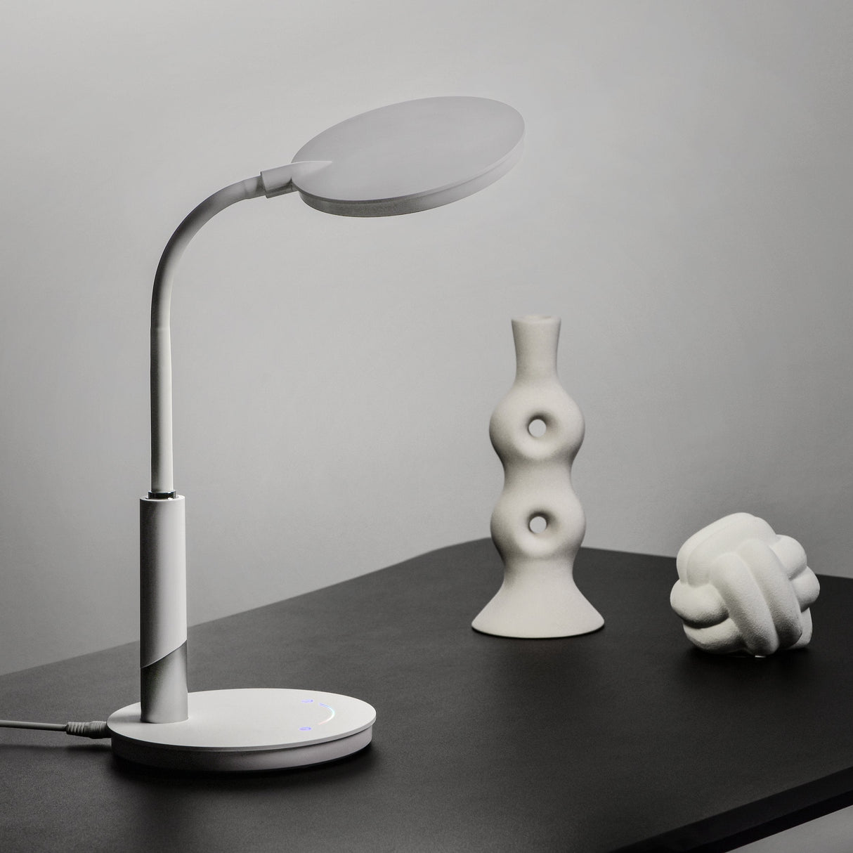 Lámpara De Escritorio Activejet Led  Aje-Raya Rgb Blanco