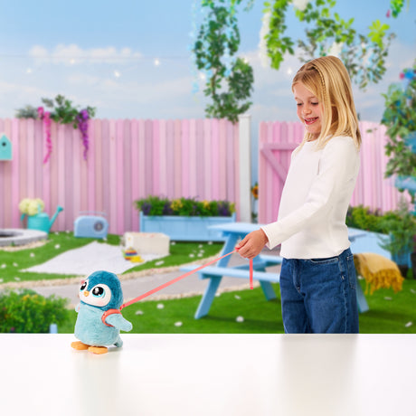 EAN 0630996265352 - Moose Toys My Walking Penguin imagen 8