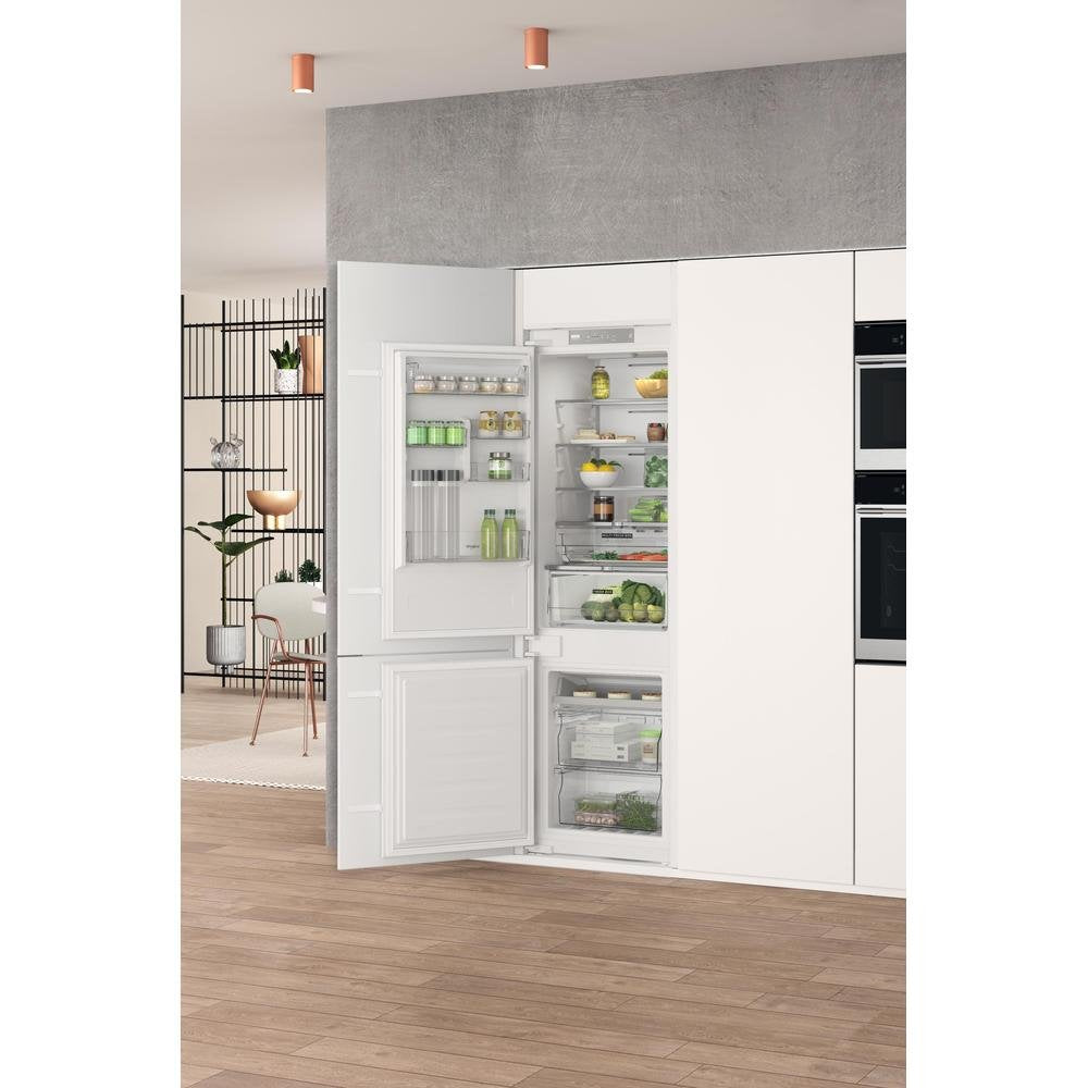 Chlodziarko-Zamralzarka Do Zabudowy Whc18t322