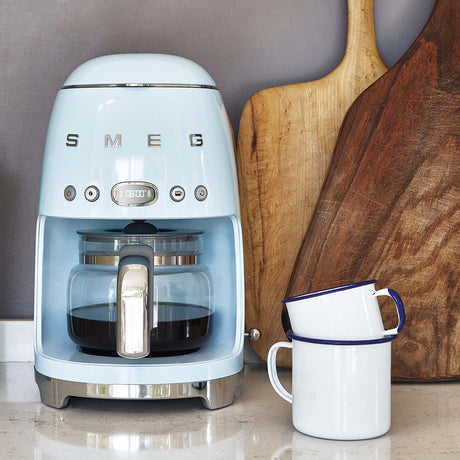 EAN 8017709280529 - Smeg DCF02PBEU cafetera eléctrica Totalmente automática Cafetera de filtro 1,4 L imagen 6