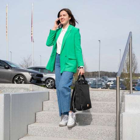 EAN 4047443527158 - Hama 00227052 maletines para portátil 41,1 cm (16.2") Mochila Negro imagen 4