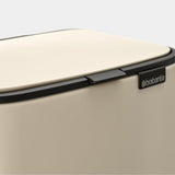 EAN 8710755237829 - Brabantia Bo 4 L Rectangular Acero Beige imagen 5