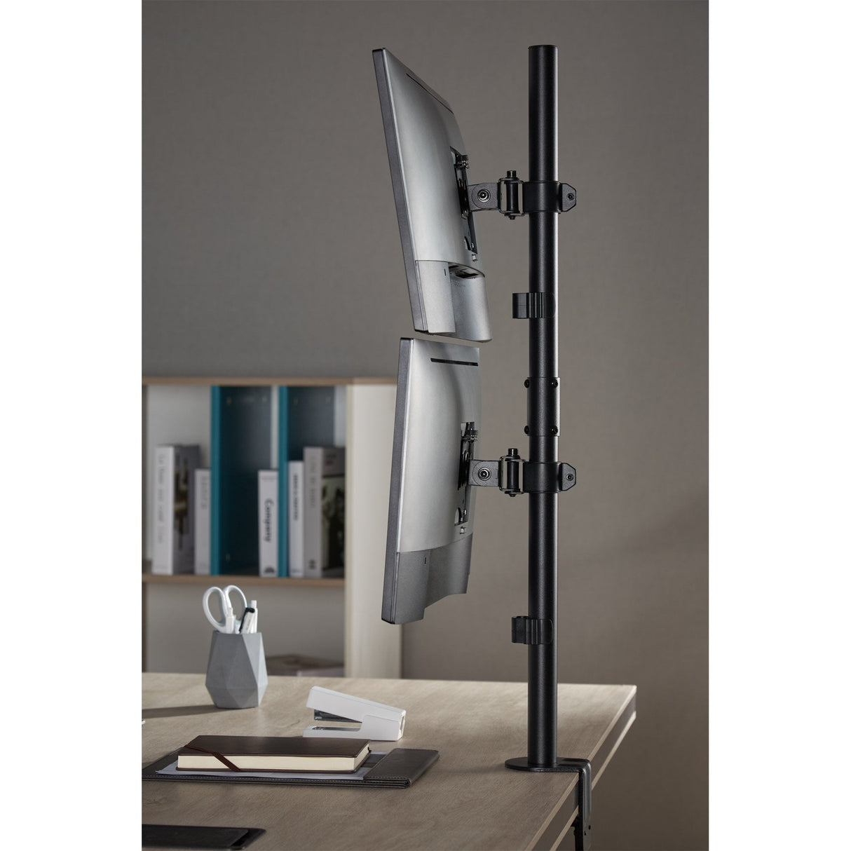 Inline® Desk Bracket For 2x Tv/Led/Tft Display Up A 81cm 32" Max. 9kg