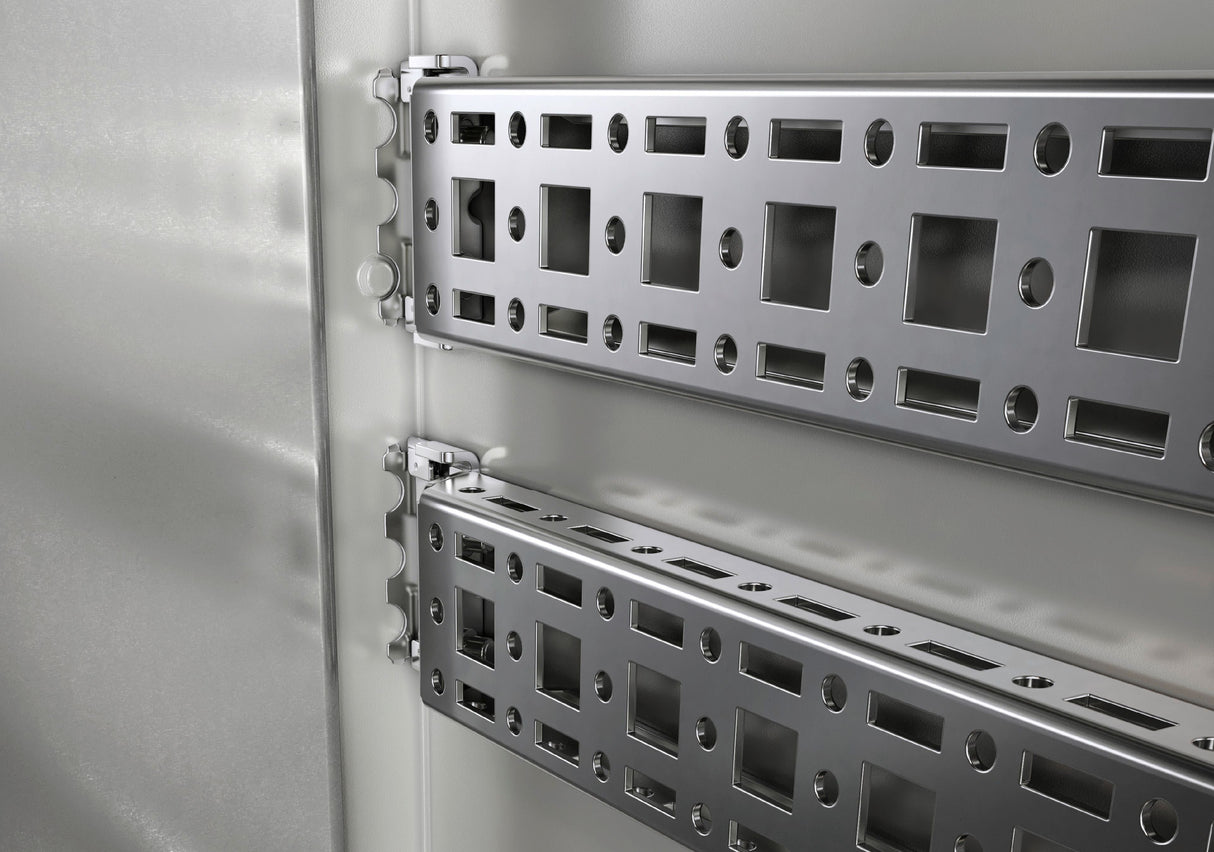 Rittal Ax Schiene Für Innenausbau, Für T: 210 Mm