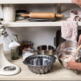 Kitchenaid Gugelhupfform 24cm Grau