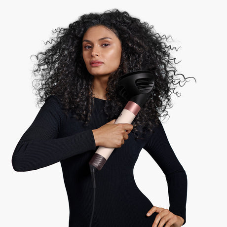 EAN 5025155117309 - Dyson Airwrap i.d. Herramienta de peinado con múltiples accesorios Caliente Rosa, Oro rosa 1300 W 2,675 m imagen 11
