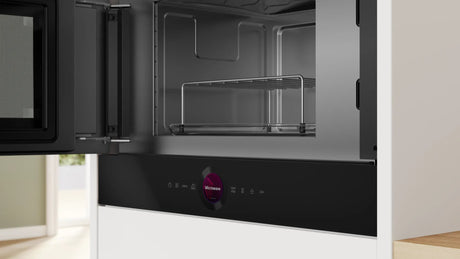 EAN 4242005319541 - Bosch Serie 8 BEL7321B1 microondas Negro Microondas combinado Encimera 21 L 900 W imagen 2