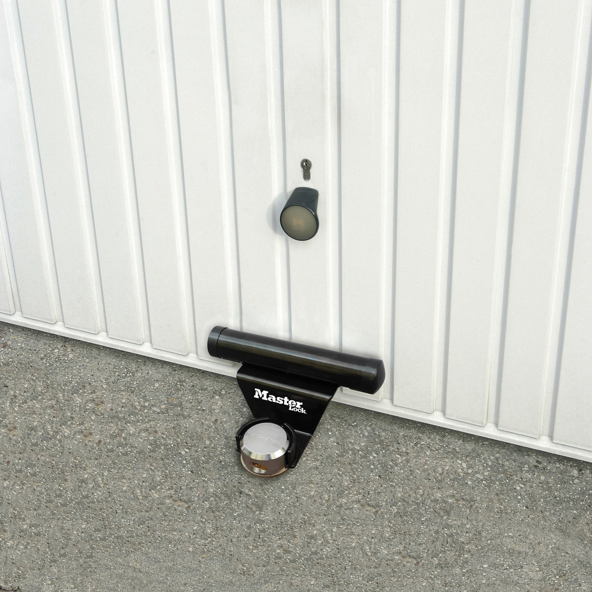 Master Lock Door Lock Garage Protection  1488eurdat