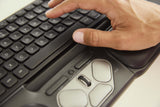 EAN 0743870004142 - Contour Design RollerMouse Pro3 ratón Oficina Ambidextro USB Tipo C Óptico 2400 DPI imagen 5
