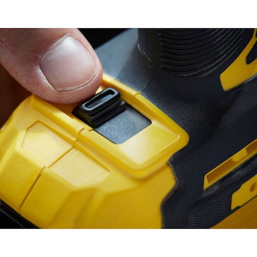 Atornillador De Impacto Stanley Sfmcf820d2k-Qw