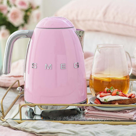 EAN 8017709228033 - Smeg KLF03PKEU tetera eléctrica 1,7 L 2400 W Rosa imagen 5