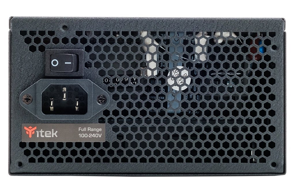 Fuente De Alimentación Itek Gf650  650 W 24-Pin Atx Atx Negro