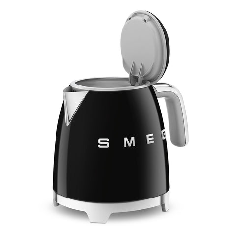 EAN 8017709302184 - Smeg KLF05BLEU tetera eléctrica 0,8 L 1400 W Negro imagen 9