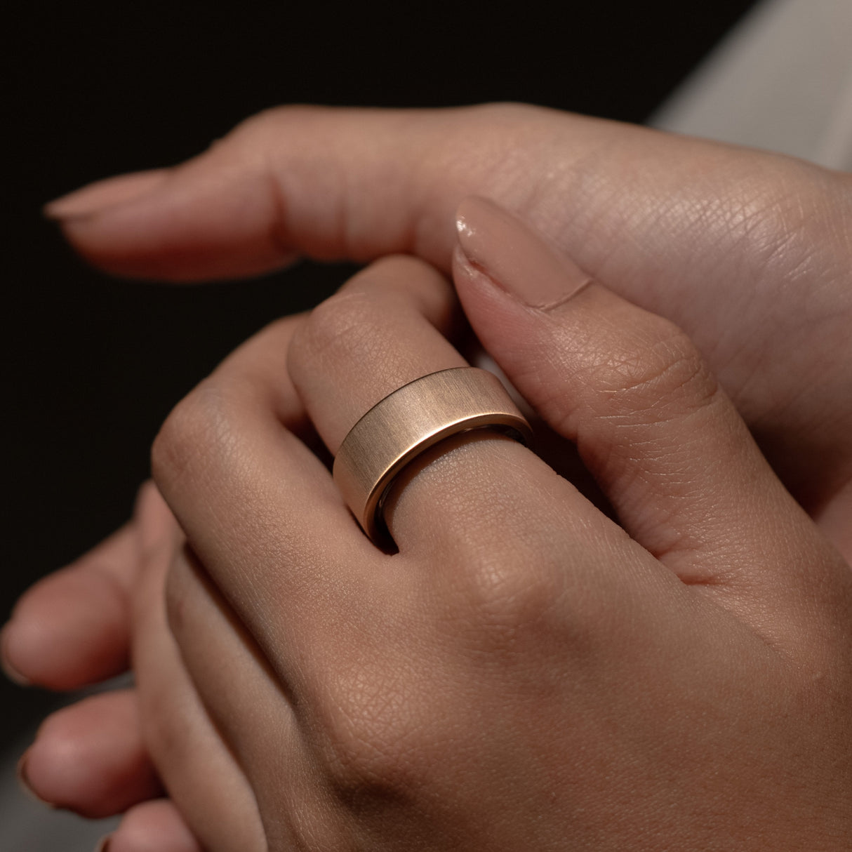 Ultrahuman Ring Air - Smart Ring Für Frauen Und Männer - Schlaf -Und Fitness Tracking Wearable - Herzfrequenz - Smartring Rose Gold Grösse 9