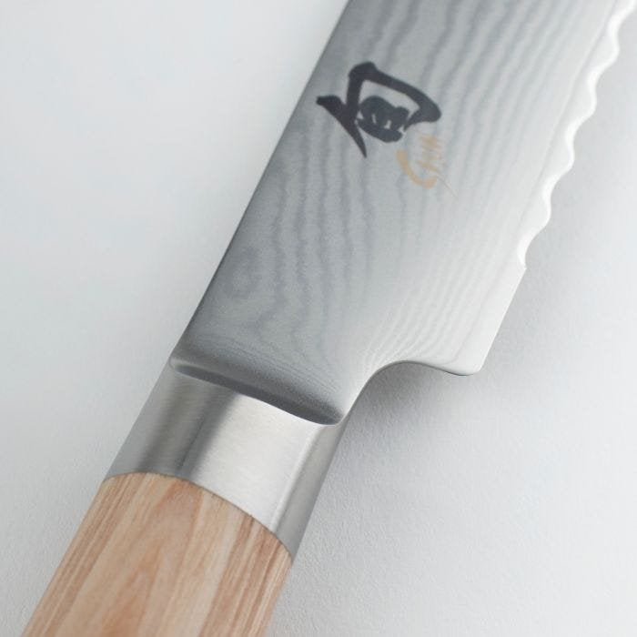 Cuchillo Pan Blanco Kai Shun 23 Cm