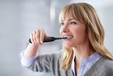 EAN 8710103882824 - Philips Sonicare 4500 series HX6830/35 cepillo eléctrico para dientes Adulto Cepillo dental sónico Gris,  imagen 2