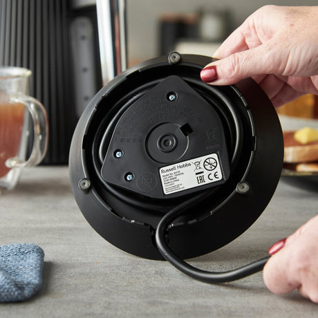 EAN 5038061168587 - Russell Hobbs Brontë tetera eléctrica 1,7 L 3000 W Negro imagen 4