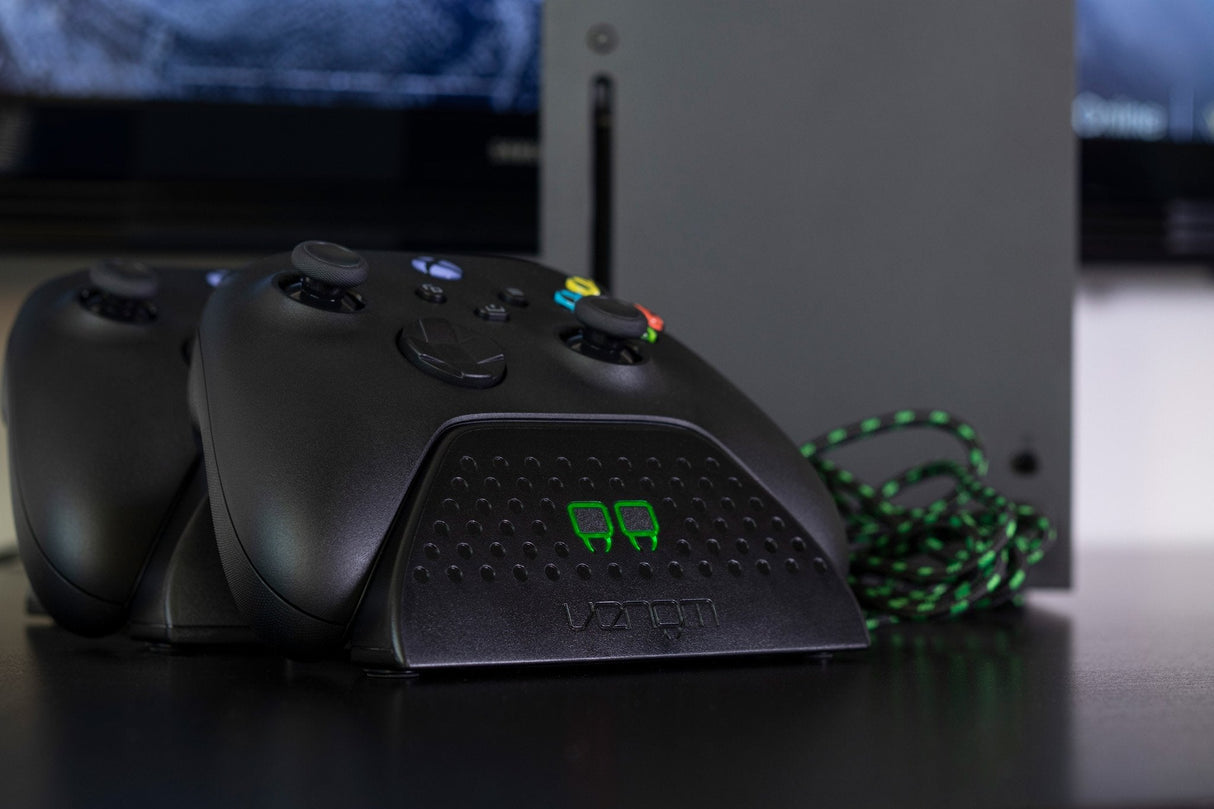 Venom Stacja Dokujaca Do Padów Xbox One/Xbox Series Negro + 2x Akumulator