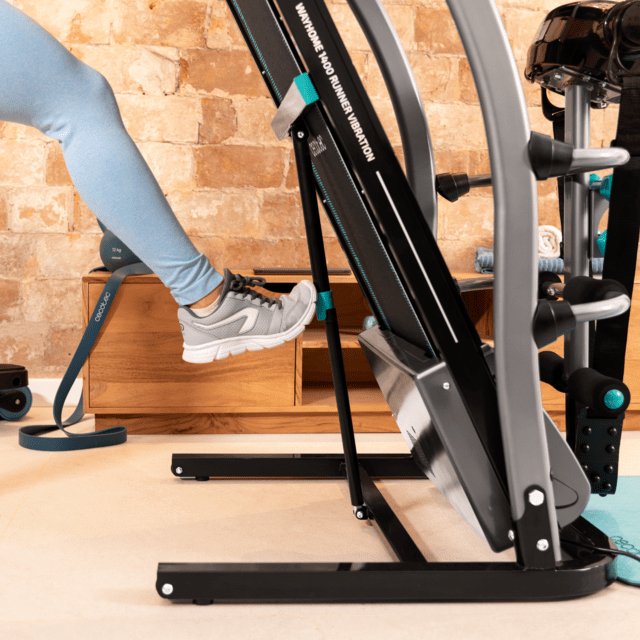 Cecotec Drumfit Indoor 23000 Kosmos Pro Bicicleta Indoor Estatica - Tecnologia Dynamic Pro - Volante De Inercia De 23kg - Pantalla Lcd - Manillar Y Sillin Deportivos - Sensor De Frecuencia Cardiaca