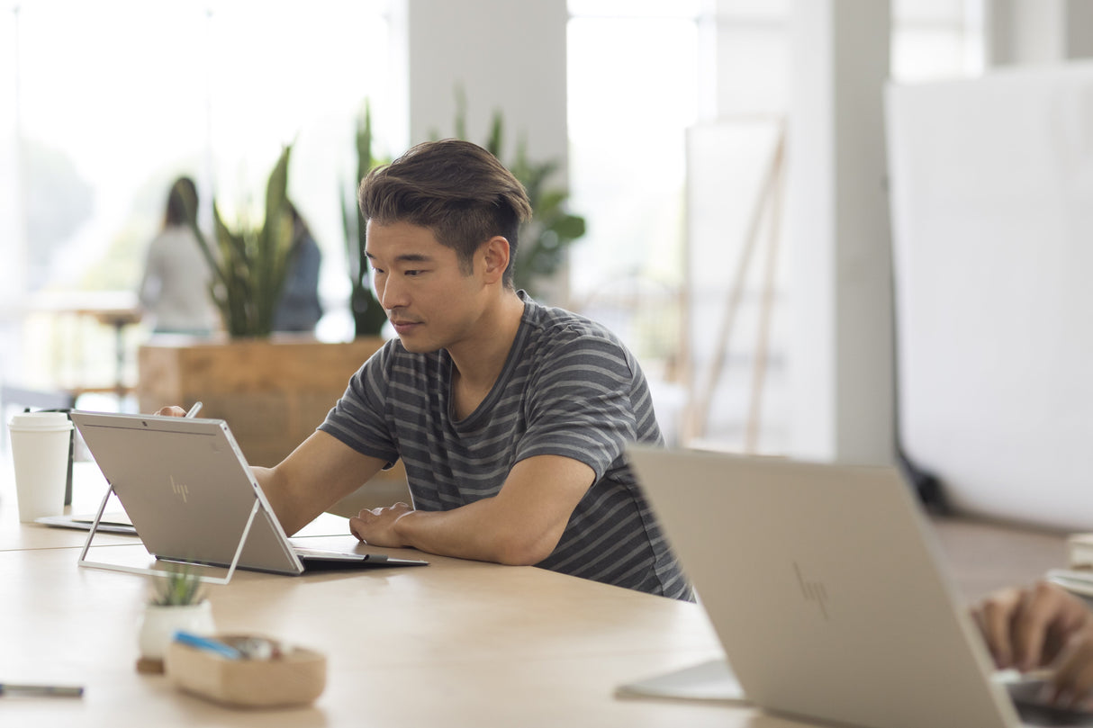 Hp Rechargeable Active Pen G3  Accs F/ Dedicated Notebook