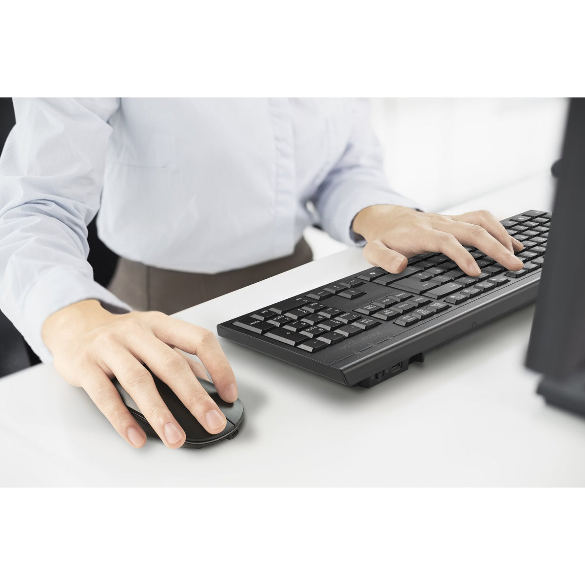 EAN 5028252644907 - Kensington KM270 EQ teclado RF Wireless + Bluetooth Negro imagen 2