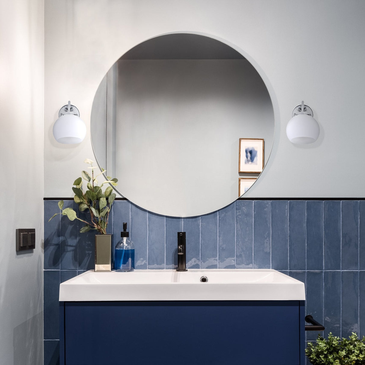 Lampara De Pared Activejet Aje-Irma 1p E27 1x40w