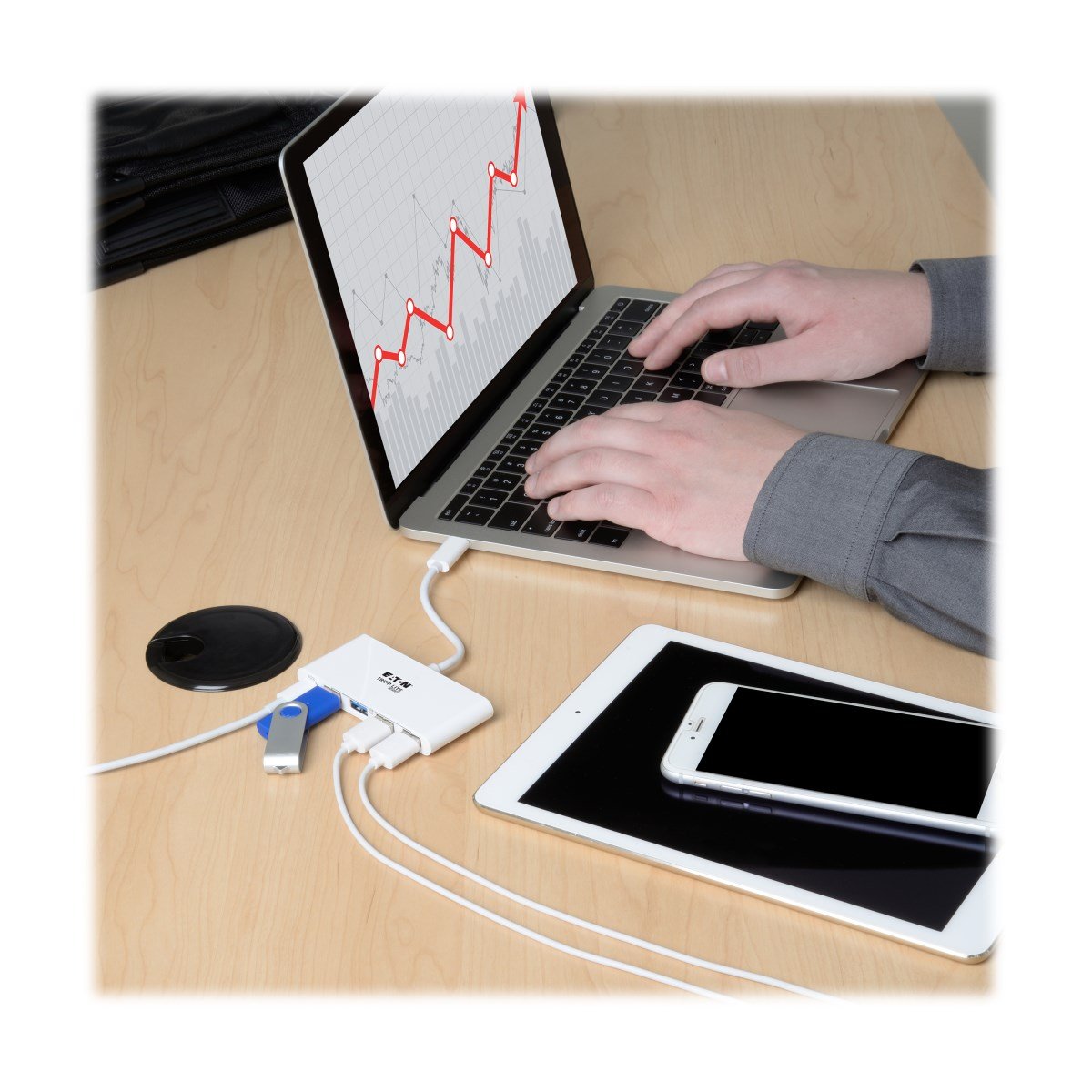 Eaton Tripp Lite 4-Port Usb-C Hub With Power Delivery Usb-C To 4x Usb-A Ports Usb 3.0 White