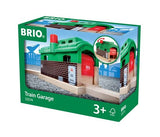 Brio World Caseta De Locomotoras Con Puerta Enrollable, Vía Férrea