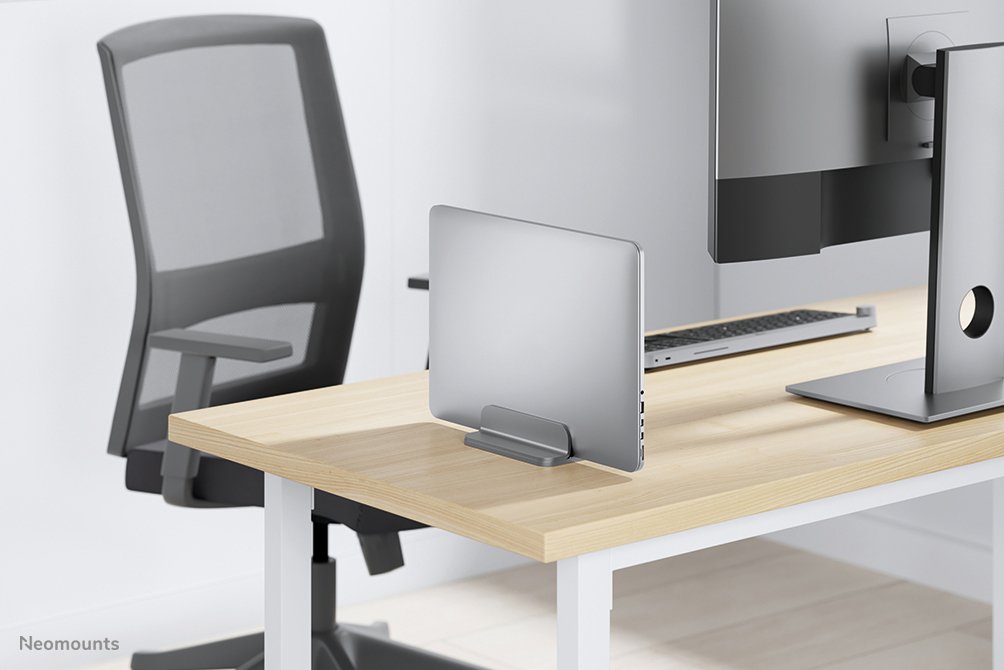 Soporte Vertical Newstar Hasta 17 "Max 5kg, Plata