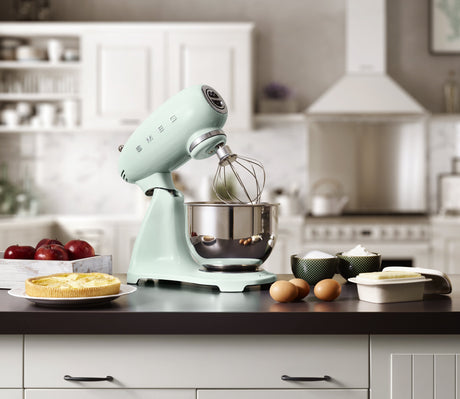 EAN 8017709304492 - Smeg SMF03PGEU batidora Batidora de varillas 800 W Verde imagen 9