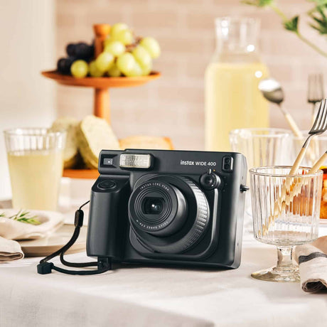EAN 4547410570656 - Fujifilm Instax Wide 400 62 x 99 mm Negro imagen 8