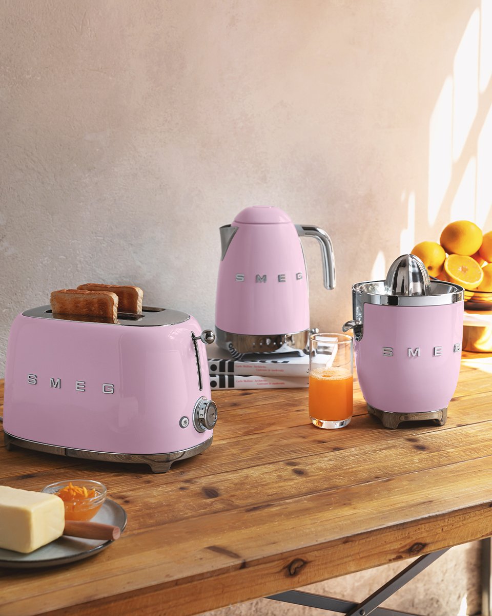 EAN 8017709189013 - Smeg TSF01PKEU tostadora 6 2 rebanada(s) 950 W Rosa imagen 5
