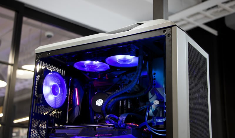 Controladora Rgb Cooler Master Led Mfy-Rcsn-Nnudk-R1 Mfy-Rcsn-Nnudk-R1