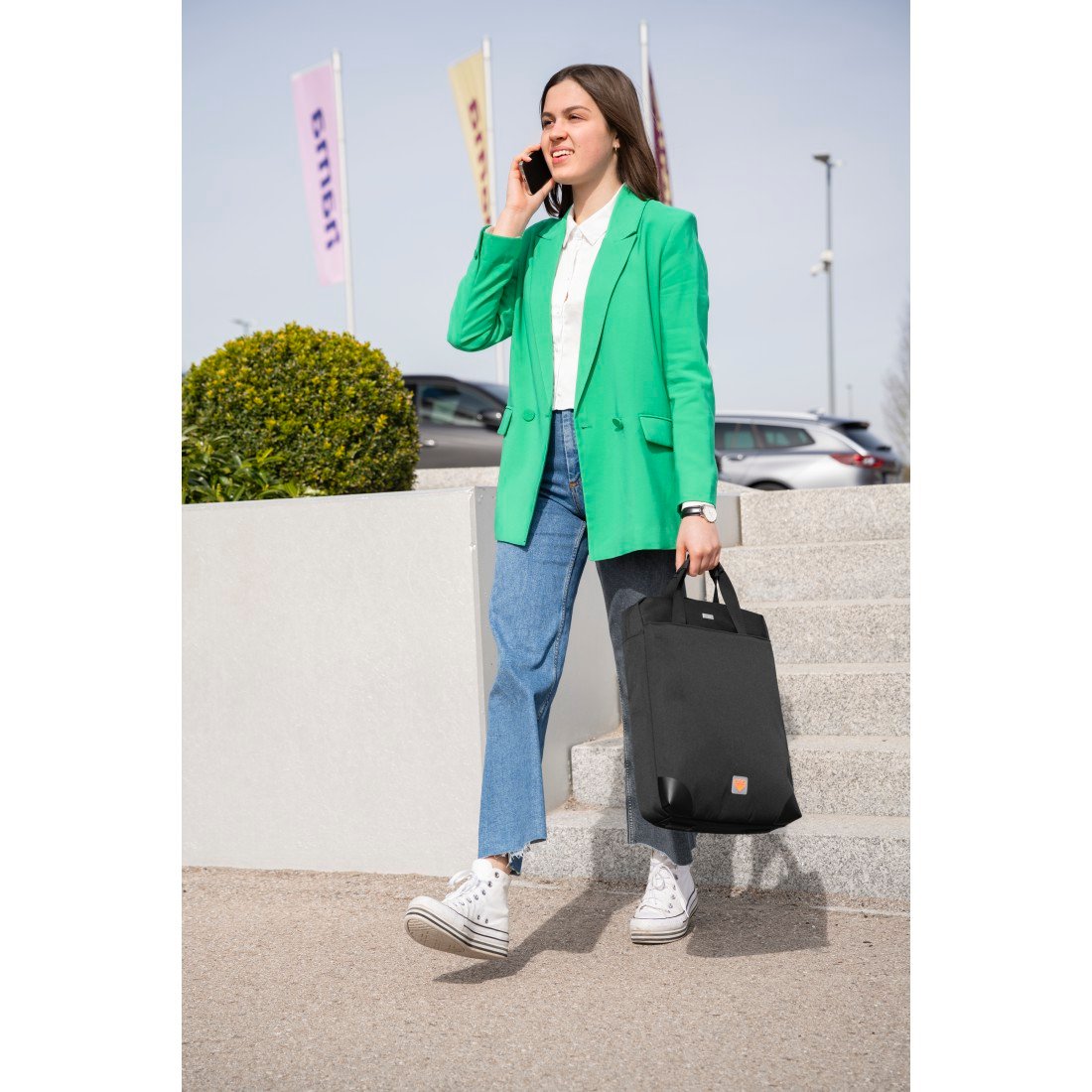 EAN 4047443527158 - Hama 00227052 maletines para portátil 41,1 cm (16.2") Mochila Negro imagen 7