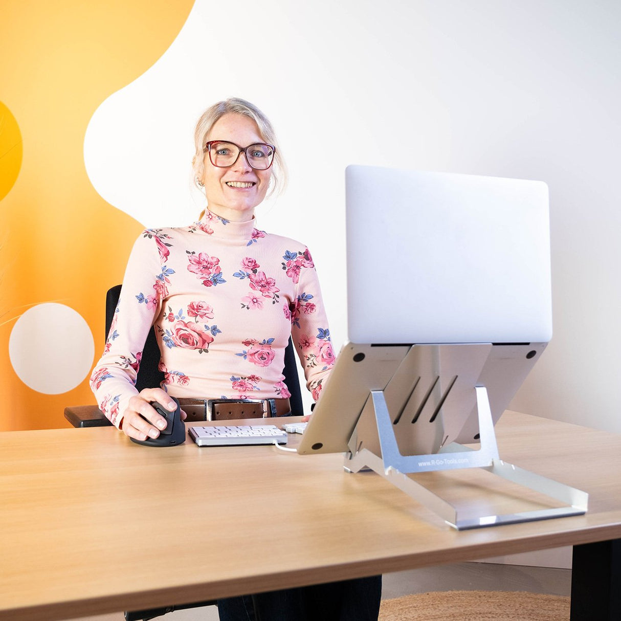 R-Go Tools Soporte Para Portátil R-Go Riser Document Negro