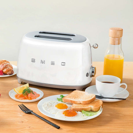 EAN 8017709231057 - Smeg TSF01WHEU tostadora 6 2 rebanada(s) 950 W Blanco imagen 6