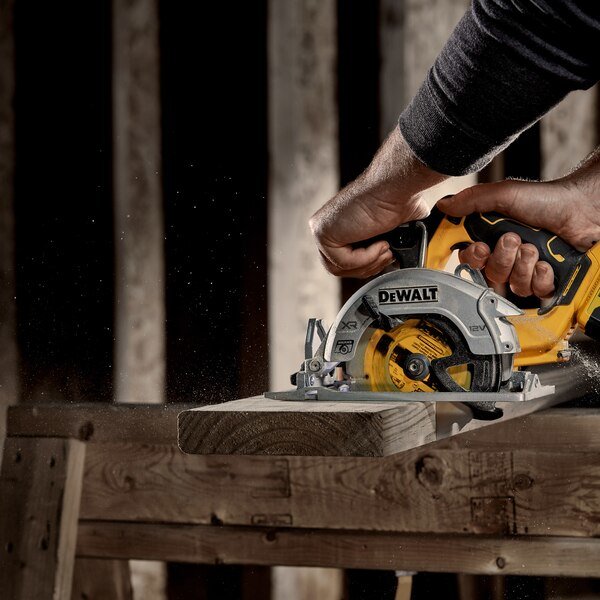 Dewalt Dewalt Akku-Handkreissaege, 12 Volt Dcs512p2-Qw