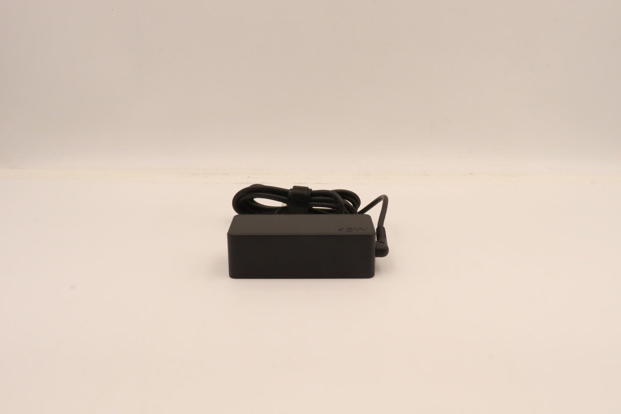 EAN 5704174776192 - Lenovo 5A10W86247 adaptador e inversor de corriente Interior 45 W Negro imagen 7