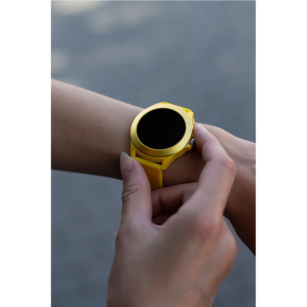 Smartwatch Forever Colorum Cw-300 Notificaciones Frecuencia Cardíaca Amarillo