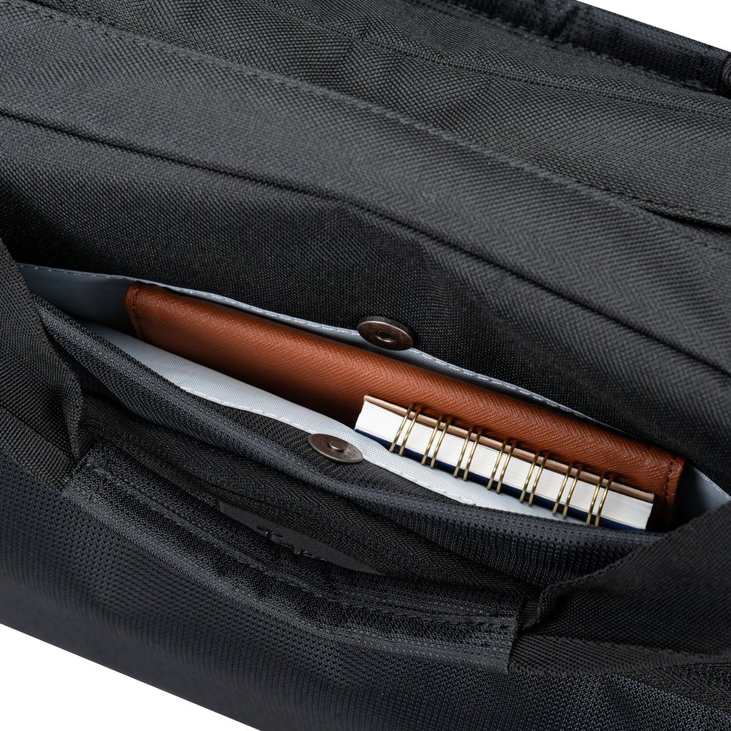 Classic+ 15-15.6  Clamshell