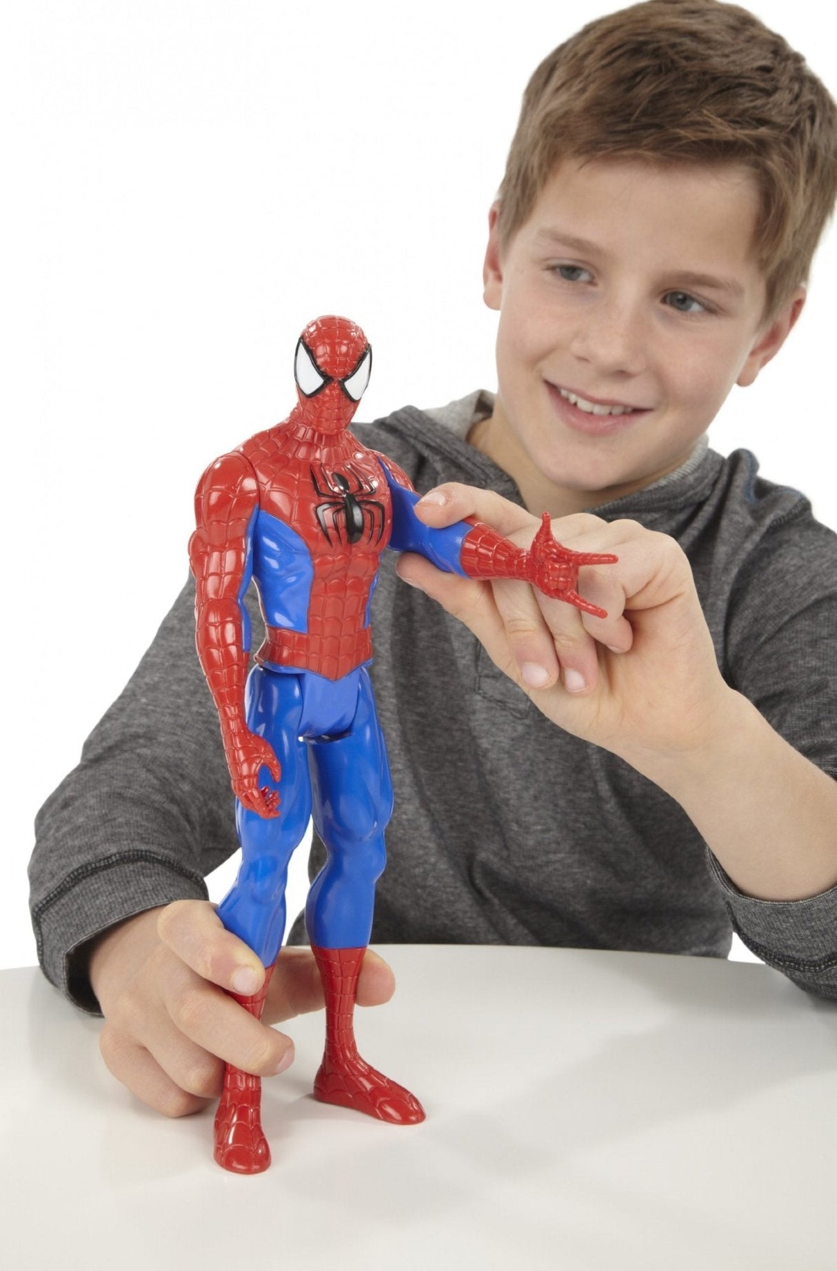 Figura Titan Hero Spiderman Ultimate Marvel 30cm