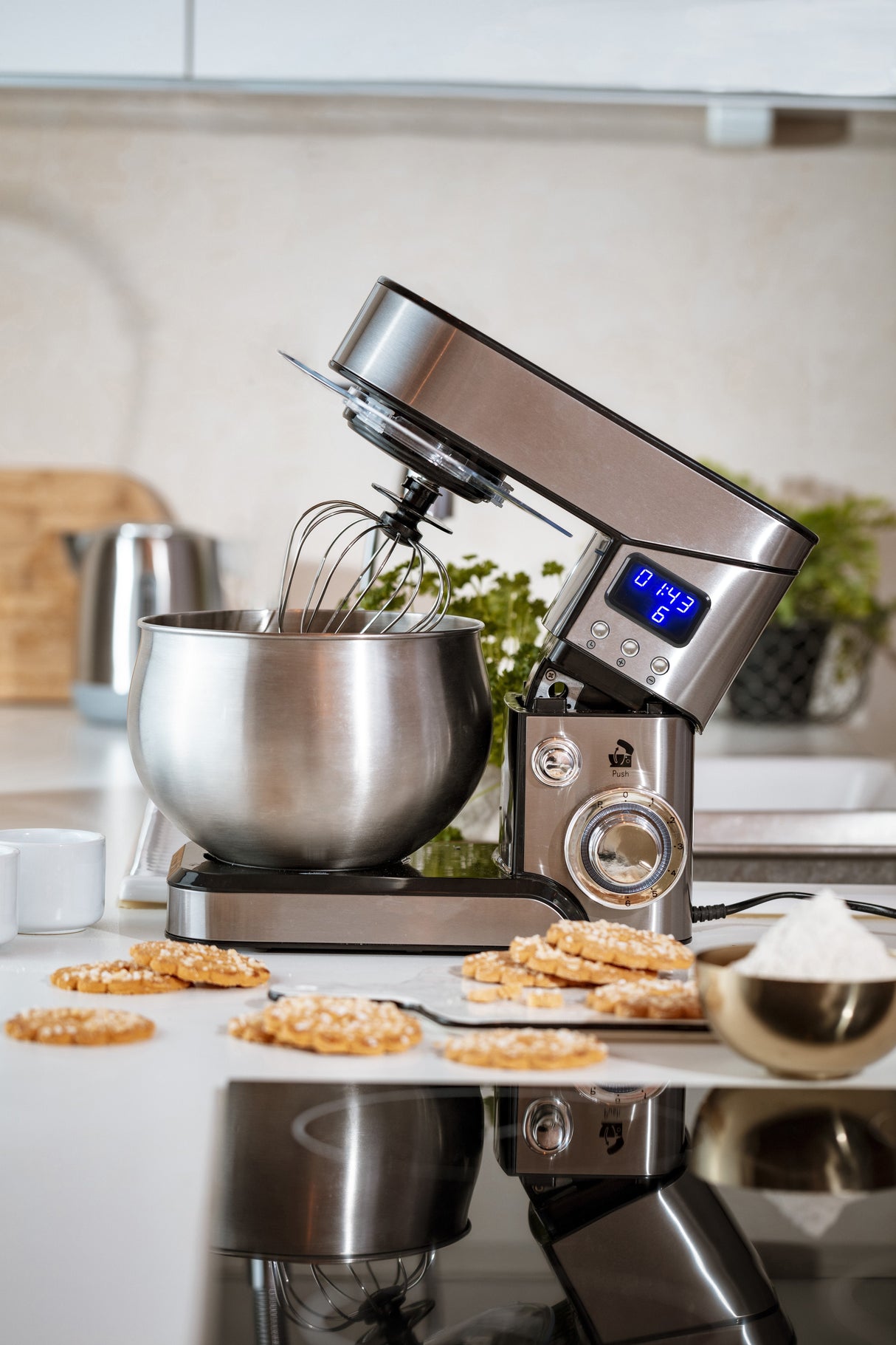 Robot De Cocina Camry Premium Cr 4223  2000 W 5 L Plata