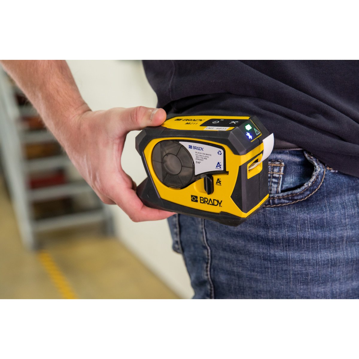 M211 Emea Kit